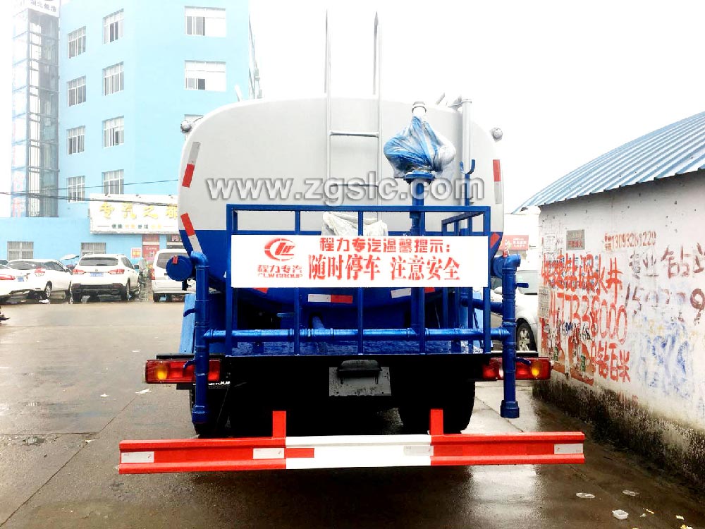 程力12方老款東風(fēng)145灑水車黃牌(國五)