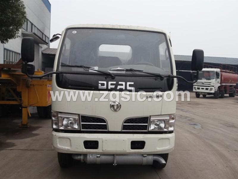 東風(fēng)小多利卡(2.5方)加油車(國(guó)五)的價(jià)格