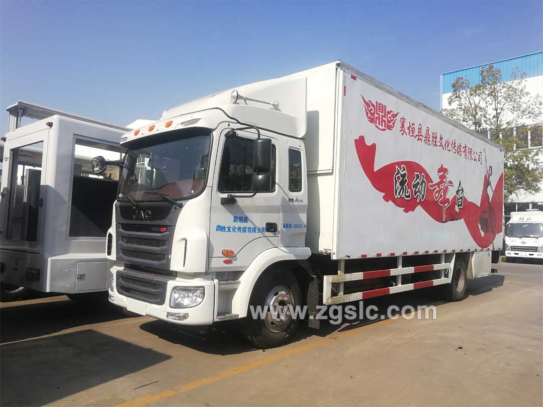 江淮格爾發(fā)流動(dòng)舞臺車