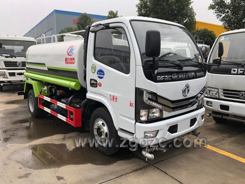 東風(fēng)小多利卡5方灑水車（國六)_國六小多利卡灑水車水罐容積